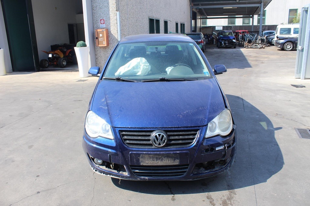 VOLKSWAGEN POLO 1.4 D 51KW 5M 5P (2006) RICAMBI IN MAGAZZINO