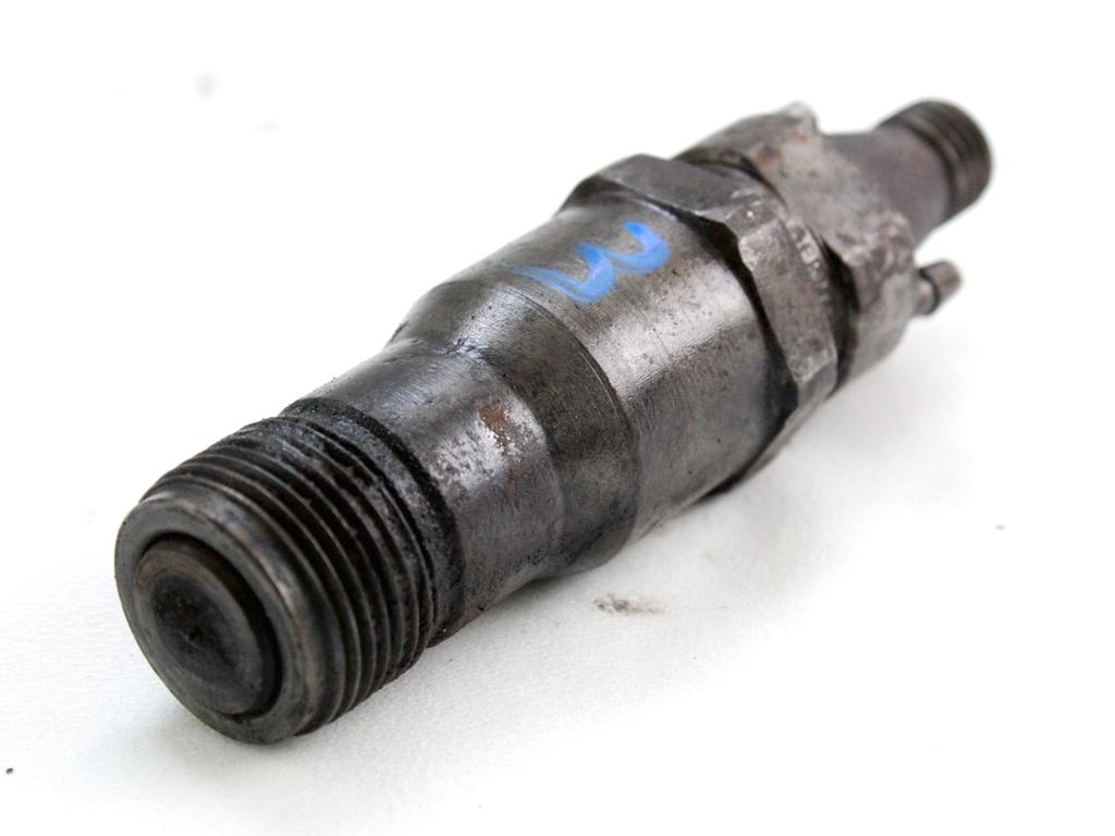 INJEKTORJI DIESEL OEM N. A0030179521 ORIGINAL REZERVNI DEL MERCEDES CLASSE V / VITO W638 (01/1999 - 12/2003) DIESEL LETNIK 1998