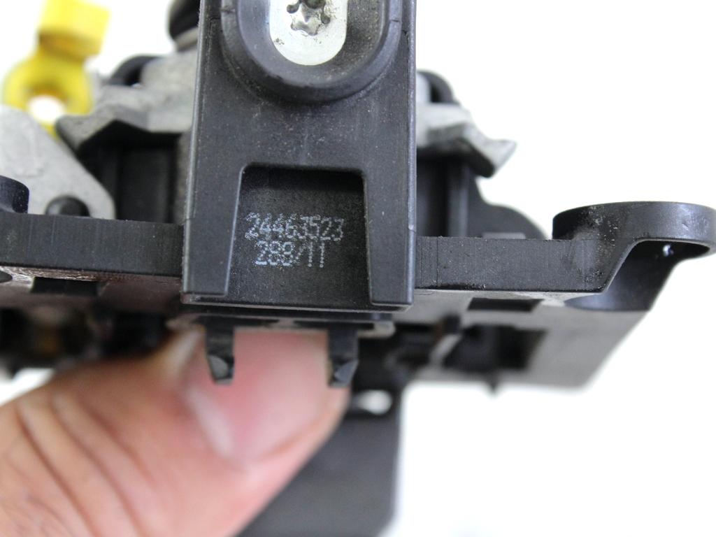 ZUNANJA KLJUKA SPREDNJA LEVA VRATA OEM N. 13255661 ORIGINAL REZERVNI DEL OPEL CORSA D R S07 (02/2011 - 2014) BENZINA/GPL LETNIK 2011