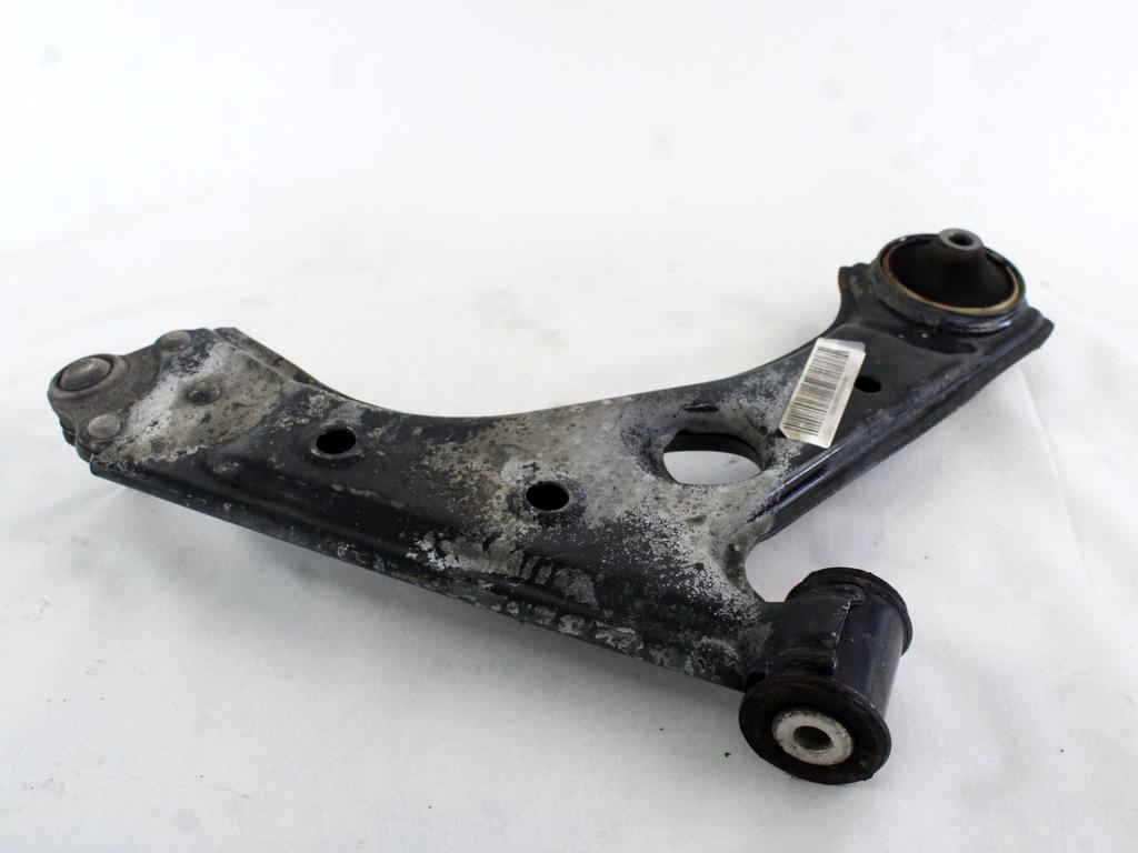 SPREDNJA LEVA ROKA  OEM N. 55703230 ORIGINAL REZERVNI DEL OPEL CORSA D R S07 (02/2011 - 2014) BENZINA/GPL LETNIK 2011