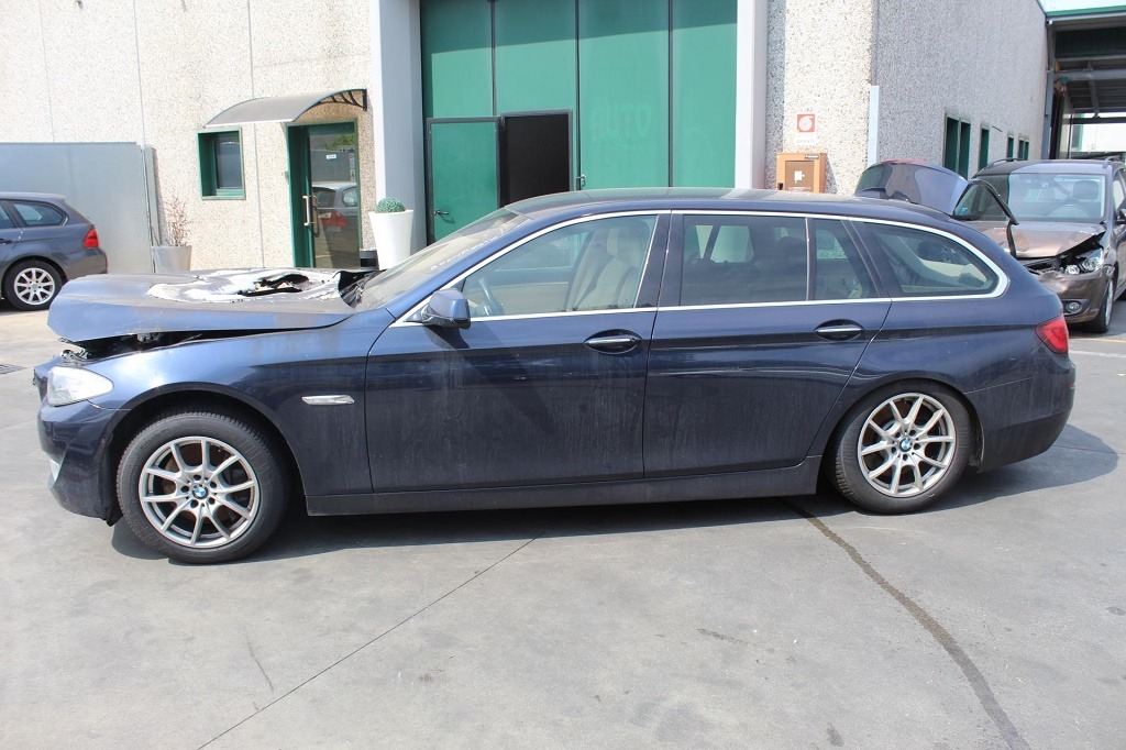 BMW SERIE 5 535XD XDRIVE SW F11 3.0 D 230KW 4X4 AUT 5P (2011) RICAMBI IN MAGAZZINO