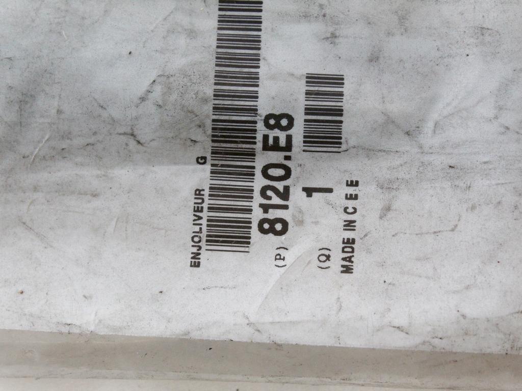 ZUNANJI PROFILI IN LETVE OEM N. 812000000000 ORIGINAL REZERVNI DEL CITROEN XSARA (1997 - 2000)BENZINA LETNIK 2000