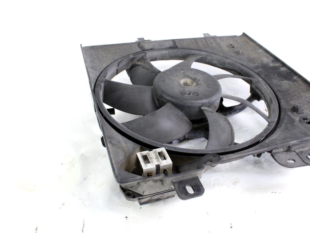 VENTILATOR HLADILNIKA OEM N. 9812028580 ORIGINAL REZERVNI DEL CITROEN C3 MK2 SC (2009 - 2016) BENZINA LETNIK 2016