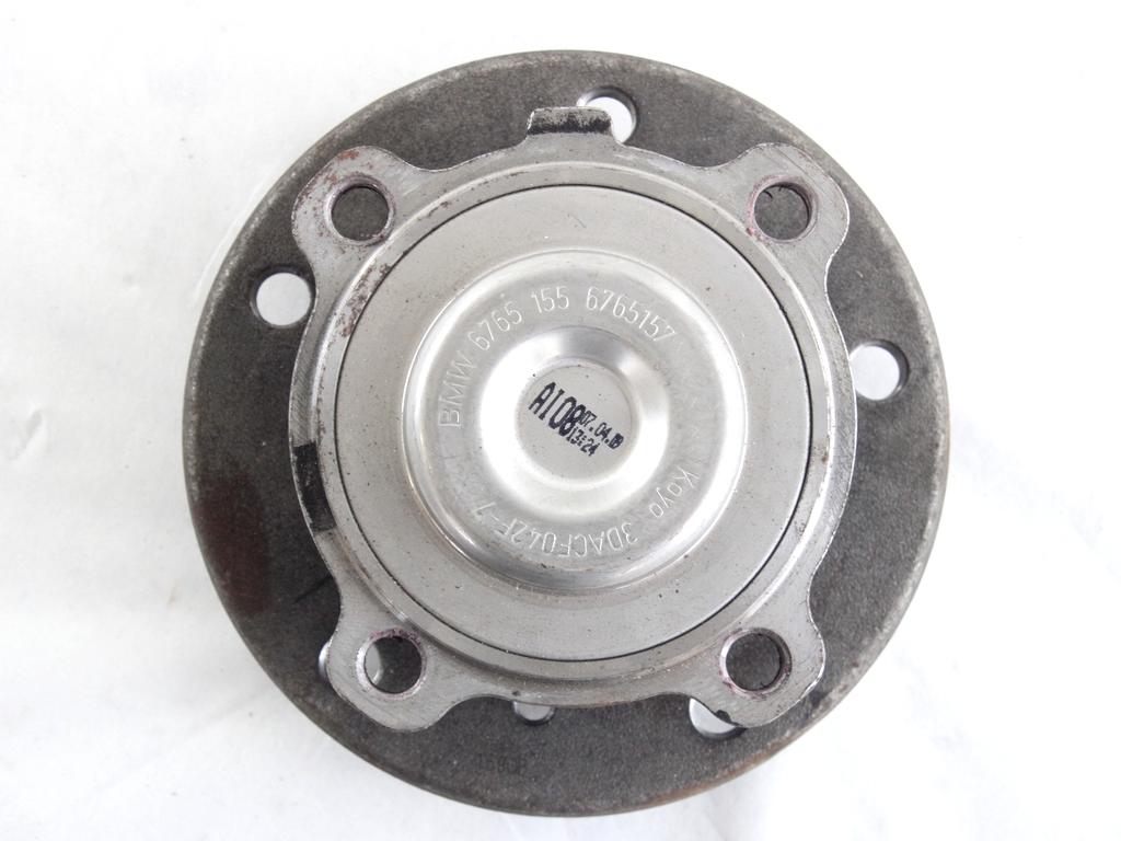 LEVI VRTLJIVI LEZAJ / PESTO KOLESA Z LEZAJEM SPREDAJ OEM N. 6765157 ORIGINAL REZERVNI DEL BMW SERIE 3 BER/SW/COUPE/CABRIO E90/E91/E92/E93 (2005 -2009) DIESEL LETNIK 2008