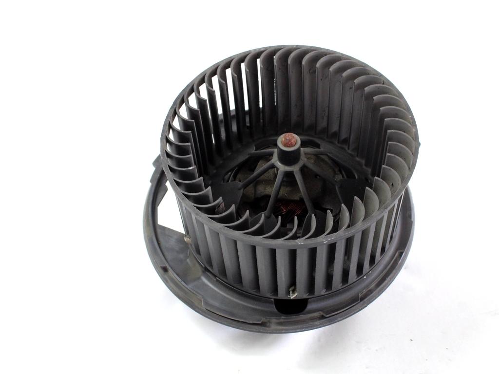 VENTILATOR  KABINE  OEM N. 1K1820015G ORIGINAL REZERVNI DEL AUDI A3 MK2R 8P 8PA 8P1 8P7 (2008 - 2012)BENZINA LETNIK 2009