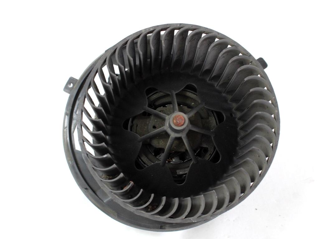 VENTILATOR  KABINE  OEM N. 1K1820015G ORIGINAL REZERVNI DEL AUDI A3 MK2R 8P 8PA 8P1 8P7 (2008 - 2012)BENZINA LETNIK 2009