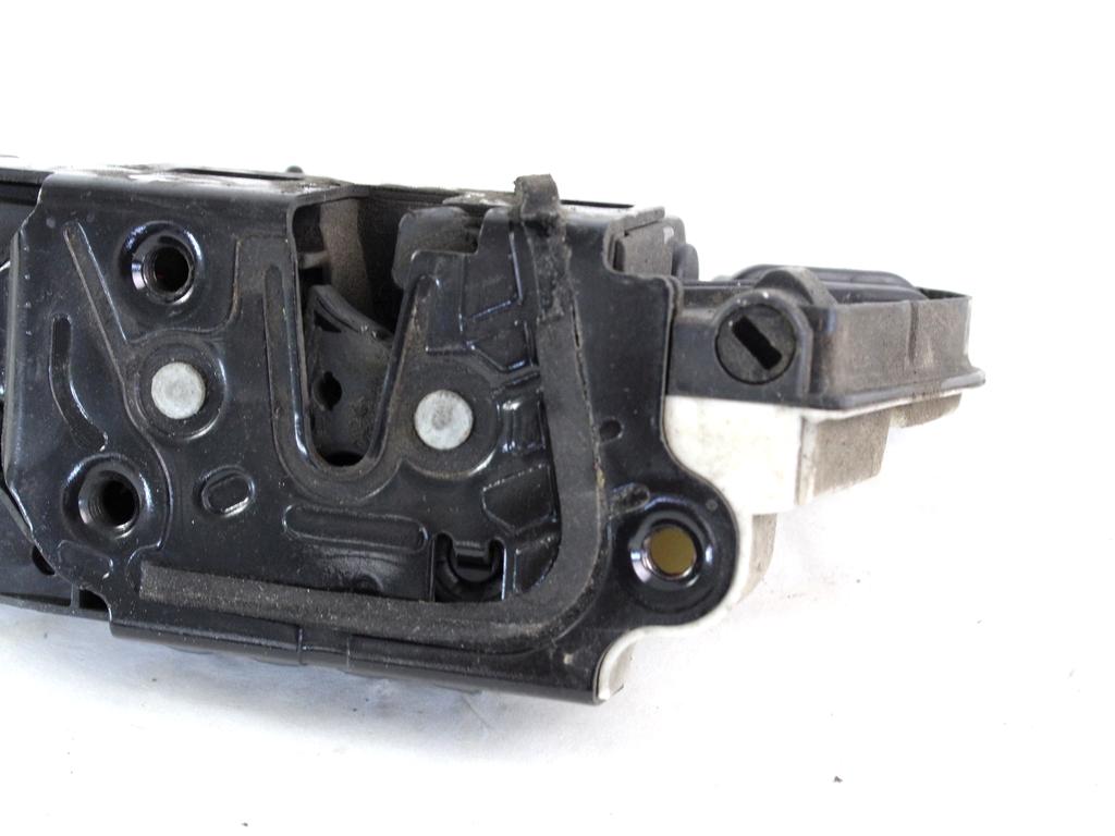 CENTRALNI ZAKLEP SPREDNJIH VRAT  OEM N. 5N1837016C ORIGINAL REZERVNI DEL VOLKSWAGEN SCIROCCO 137 138 MK3 (10/2008 - 06-2014)BENZINA LETNIK 2011