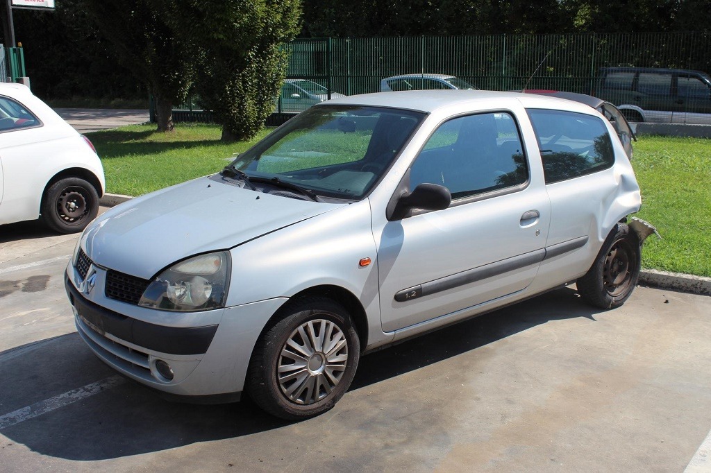 RENAULT CLIO 1.2 B 43KW 5M 3P (2002) RICAMBI IN MAGAZZINO