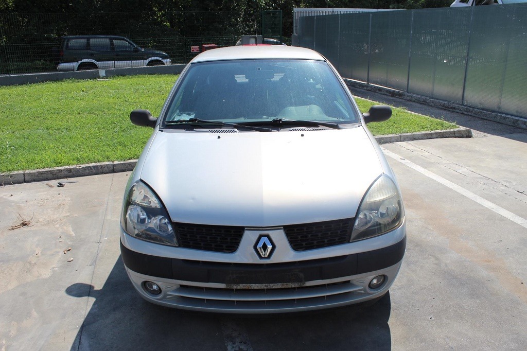 RENAULT CLIO 1.2 B 43KW 5M 3P (2002) RICAMBI IN MAGAZZINO