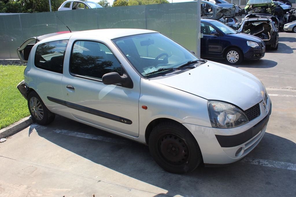 RENAULT CLIO 1.2 B 43KW 5M 3P (2002) RICAMBI IN MAGAZZINO