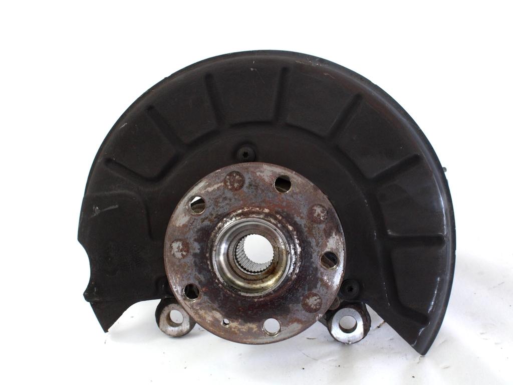 VRTLJIVI LEZAJ DESNO / PESTO KOLESA Z LEZAJEM SPREDAJ OEM N. 1K0407256AA ORIGINAL REZERVNI DEL VOLKSWAGEN SCIROCCO 137 138 MK3 (10/2008 - 06-2014)BENZINA LETNIK 2011