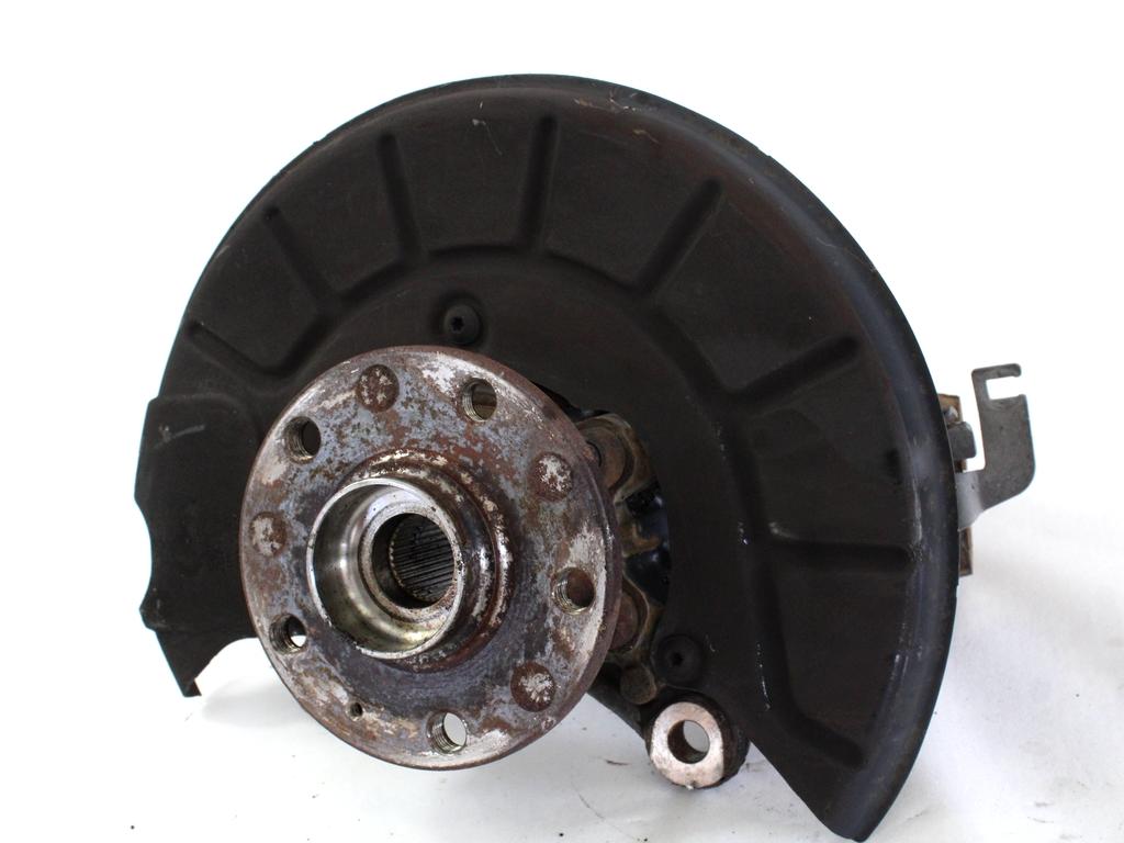 VRTLJIVI LEZAJ DESNO / PESTO KOLESA Z LEZAJEM SPREDAJ OEM N. 1K0407256AA ORIGINAL REZERVNI DEL VOLKSWAGEN SCIROCCO 137 138 MK3 (10/2008 - 06-2014)BENZINA LETNIK 2011