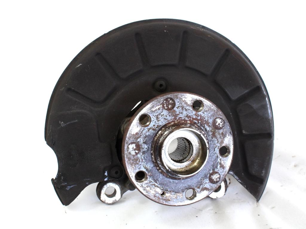 VRTLJIVI LEZAJ DESNO / PESTO KOLESA Z LEZAJEM SPREDAJ OEM N. 1K0407256AA ORIGINAL REZERVNI DEL VOLKSWAGEN SCIROCCO 137 138 MK3 (10/2008 - 06-2014)BENZINA LETNIK 2011