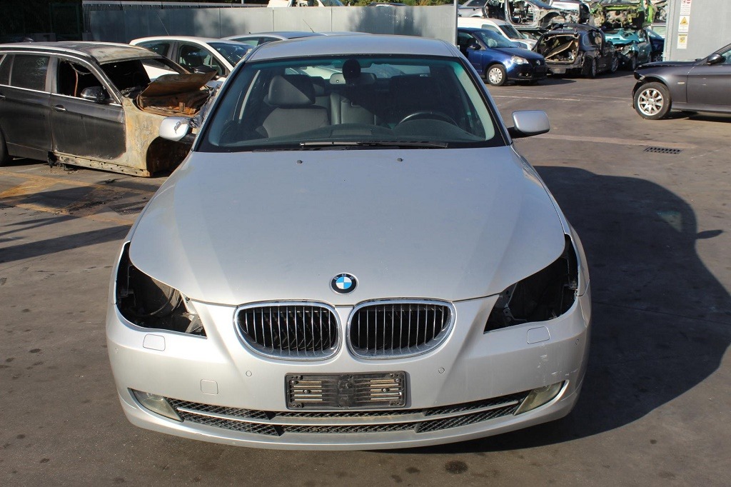 BMW SERIE 5 530D E60 3.0 D 173KW AUT 4P (2008) RICAMBI IN MAGAZZINO