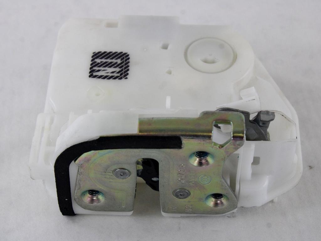 CENTRALNI ZAKLEP SPREDNJIH VRAT  OEM N. MW400232J ORIGINAL REZERVNI DEL MITSUBISHI OUTLANDER (2012 - 2021)DIESEL LETNIK 2012