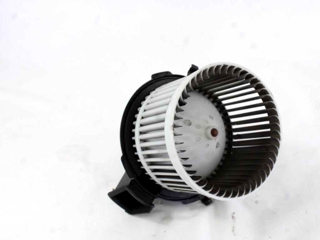 VENTILATOR  KABINE  OEM N. 77364885 ORIGINAL REZERVNI DEL FIAT 500 CINQUECENTO 312 MK3 (2007 - 2015) BENZINA LETNIK 2008