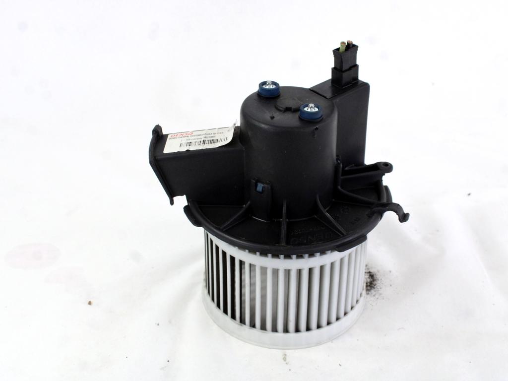 VENTILATOR  KABINE  OEM N. 77364885 ORIGINAL REZERVNI DEL FIAT 500 CINQUECENTO 312 MK3 (2007 - 2015) BENZINA LETNIK 2008