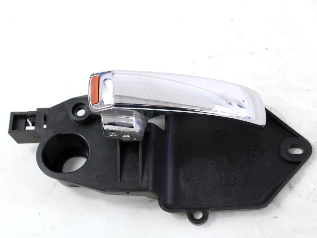 NOTRANJA KLJUKA  OEM N. 71749972 ORIGINAL REZERVNI DEL FIAT 500 CINQUECENTO 312 MK3 (2007 - 2015) BENZINA LETNIK 2008