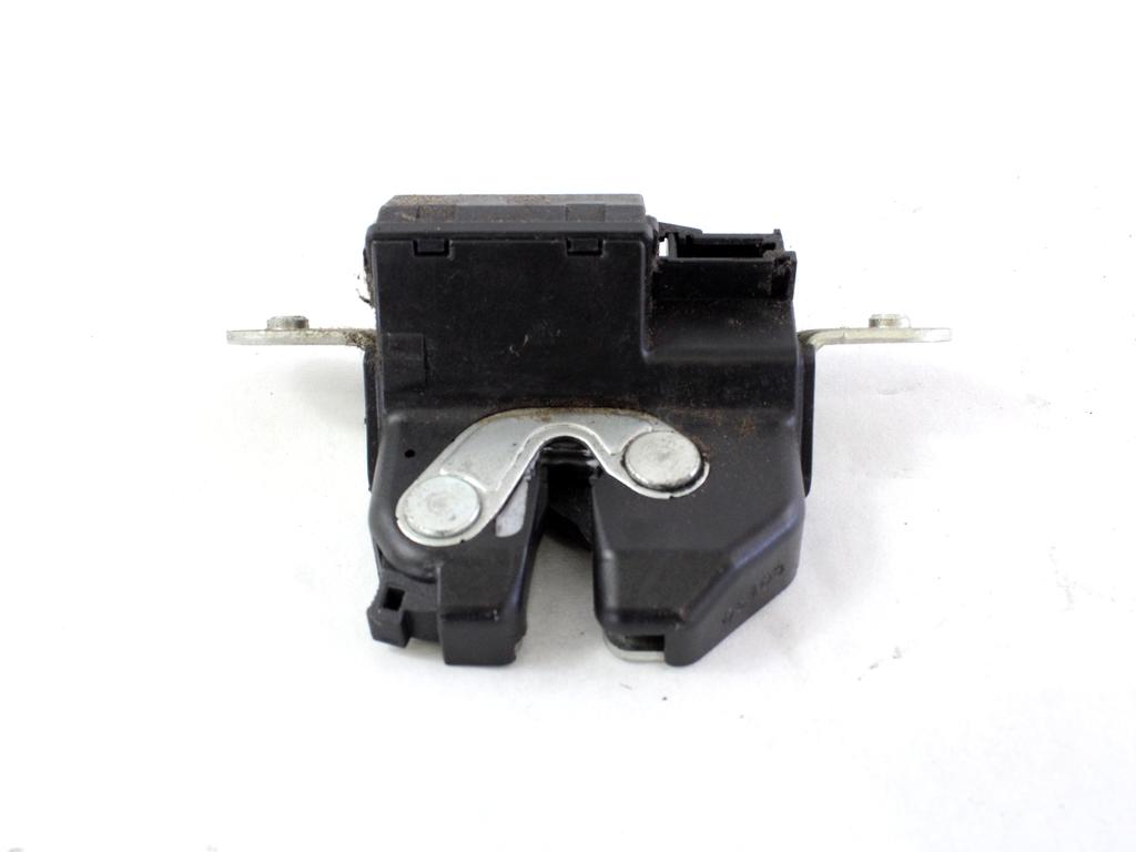 ZAKLEPANJE PRTLJA?NIH VRAT  OEM N. 55701971 ORIGINAL REZERVNI DEL FIAT 500 CINQUECENTO 312 MK3 (2007 - 2015) BENZINA LETNIK 2008