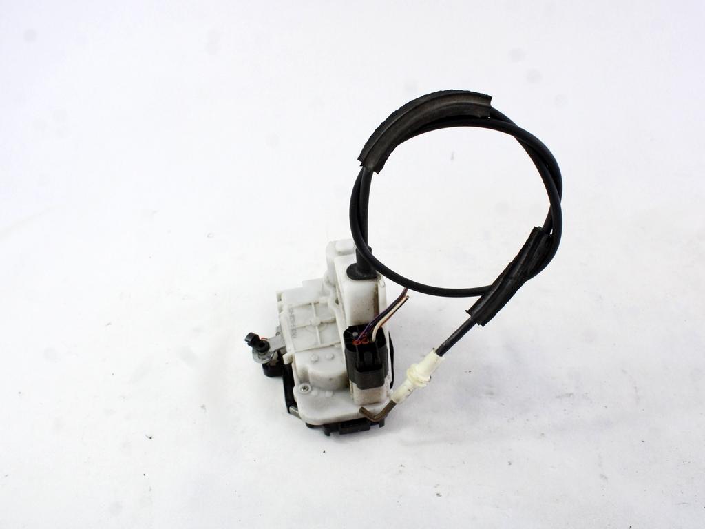 CENTRALNO ZAKLEPANJE PREDNIH LEVIH VRAT OEM N. 51827414 ORIGINAL REZERVNI DEL FIAT 500 CINQUECENTO 312 MK3 (2007 - 2015) BENZINA LETNIK 2008