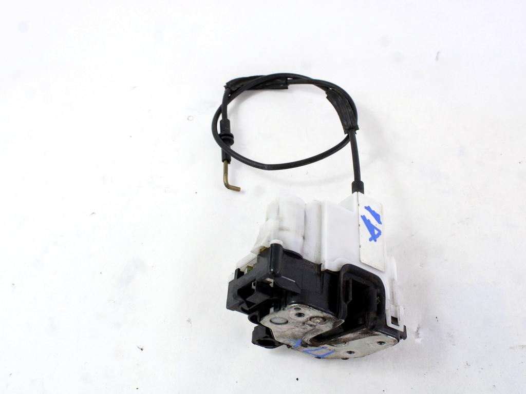 CENTRALNI ZAKLEP SPREDNJIH VRAT  OEM N. 51827594 ORIGINAL REZERVNI DEL FIAT 500 CINQUECENTO 312 MK3 (2007 - 2015) BENZINA LETNIK 2008