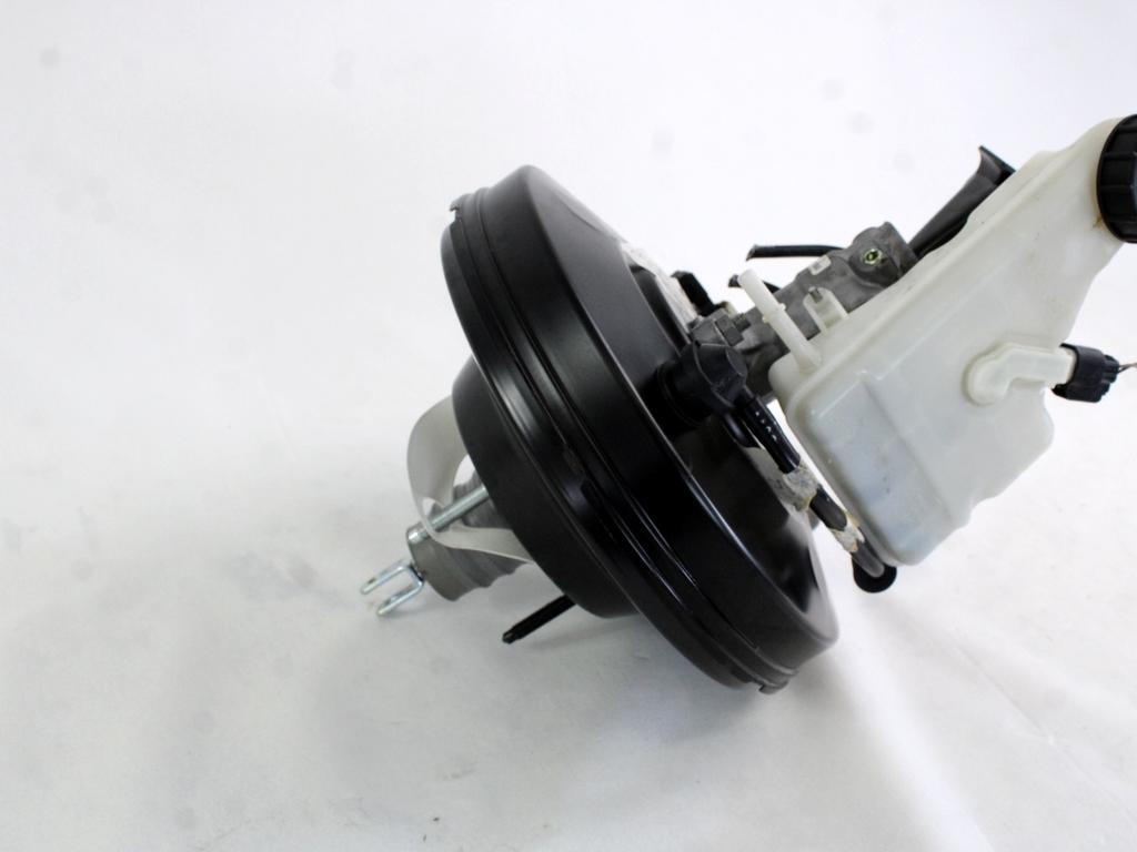 SERVO OJACEVALNIK ZAVOR S PUMPO OEM N. DV61-2B195-RE ORIGINAL REZERVNI DEL FORD FOCUS MK3 R 4P/5P/SW (2014 - 2018)DIESEL LETNIK 2018