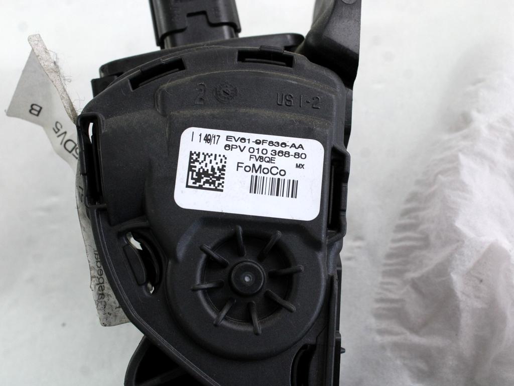 PEDALI OEM N. EV61-9F836-AA ORIGINAL REZERVNI DEL FORD FOCUS MK3 R 4P/5P/SW (2014 - 2018)DIESEL LETNIK 2018