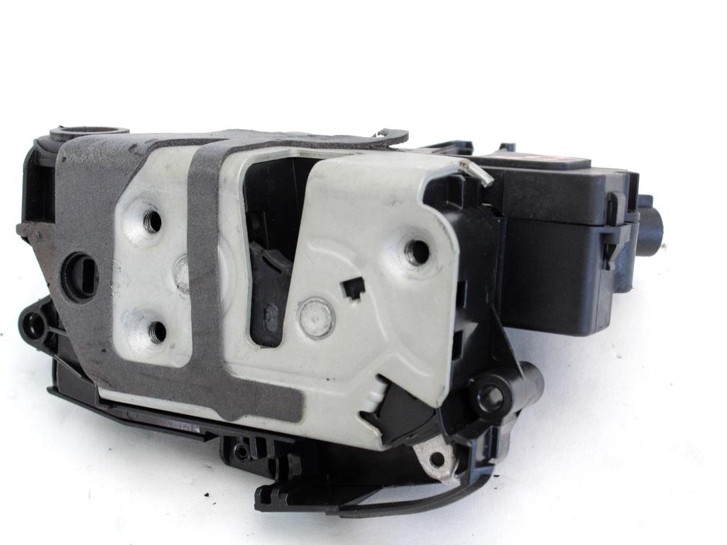 CENTRALNA KLJUCAVNICA ZADJIH LEVIH VRAT OEM N. BM5A-A26413-AH ORIGINAL REZERVNI DEL FORD FOCUS MK3 R 4P/5P/SW (2014 - 2018)DIESEL LETNIK 2018