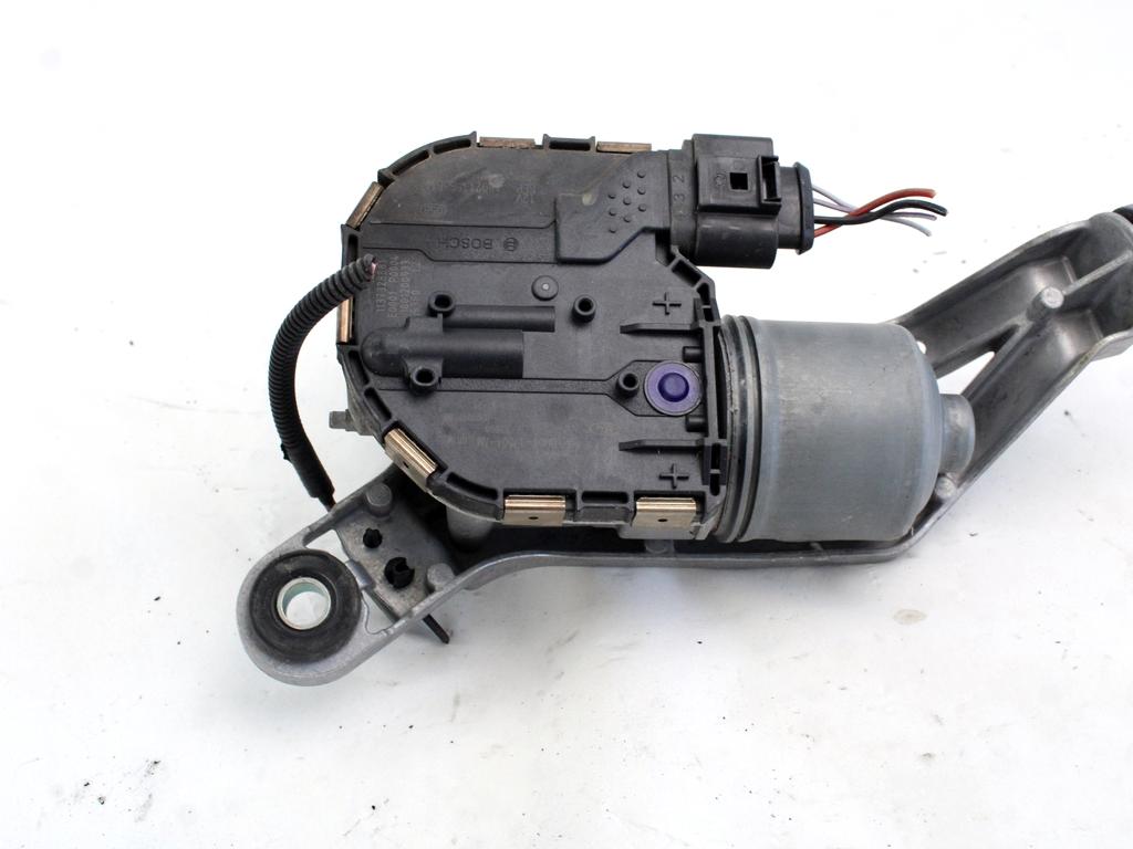 MOTORCEK PREDNJIH BRISALCEV OEM N. BM51-17504-AM ORIGINAL REZERVNI DEL FORD FOCUS MK3 R 4P/5P/SW (2014 - 2018)DIESEL LETNIK 2018