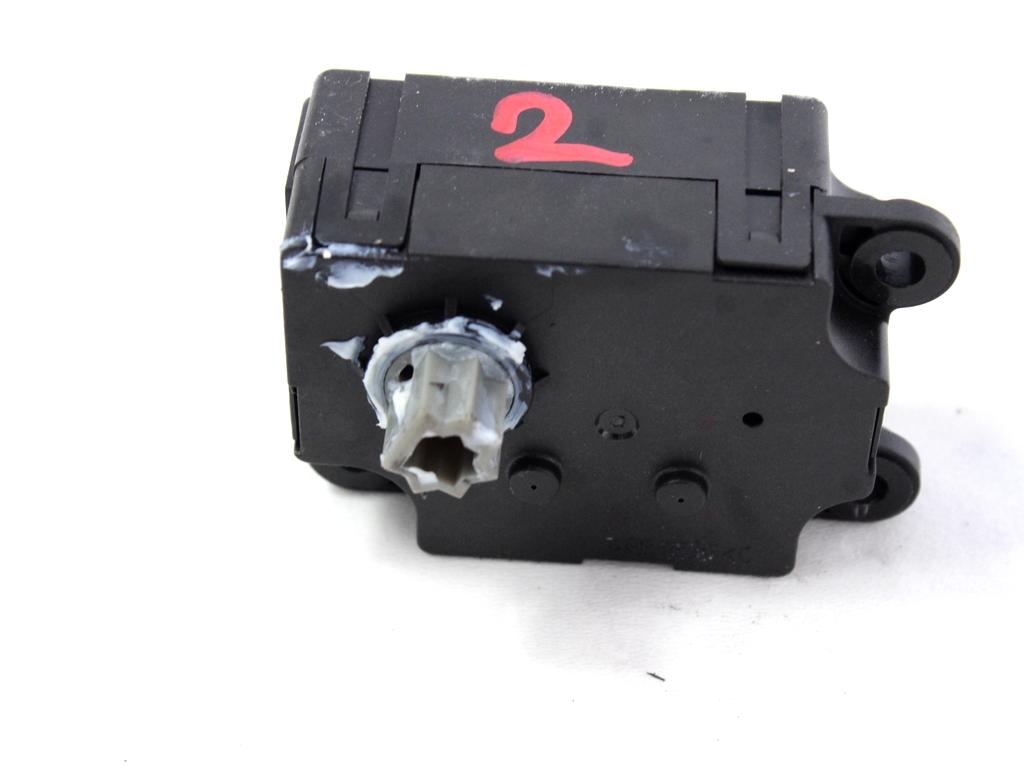 MOTORCEK OGREVANJA OEM N. T1006419G ORIGINAL REZERVNI DEL CITROEN C3 PICASSO MK1R (2012 - 2017) DIESEL LETNIK 2013