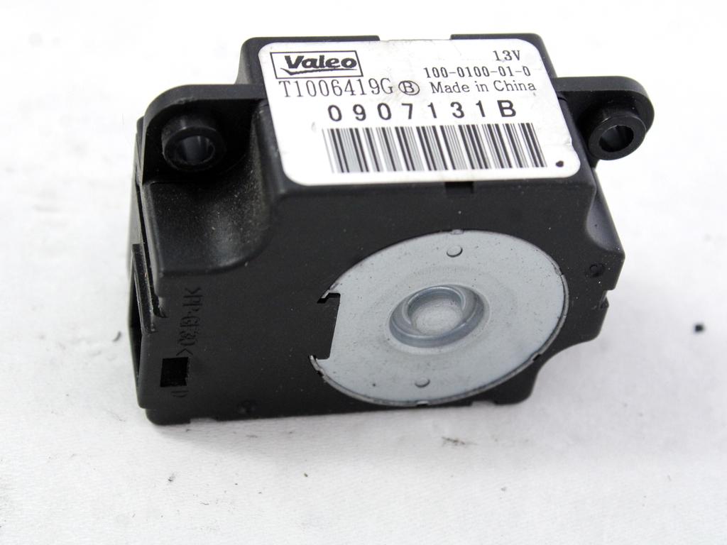 MOTORCEK OGREVANJA OEM N. T1006419G ORIGINAL REZERVNI DEL CITROEN C3 PICASSO MK1R (2012 - 2017) DIESEL LETNIK 2013