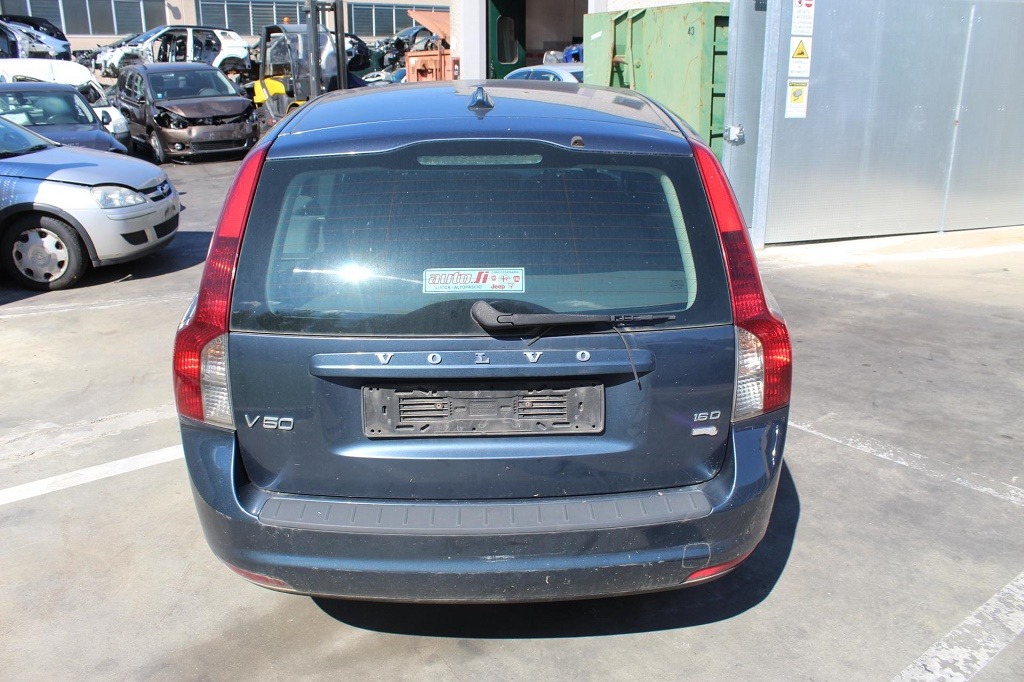 VOLVO V50 SW 1.6 D 80KW 5M 5P (2010) RICAMBI IN MAGAZZINO