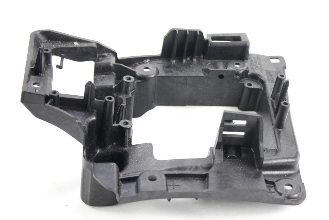 SREDINSKA KONZOLA  OEM N. 51169206677 ORIGINAL REZERVNI DEL BMW SERIE 5 F10 F11 (2010 - 2017) DIESEL LETNIK 2011