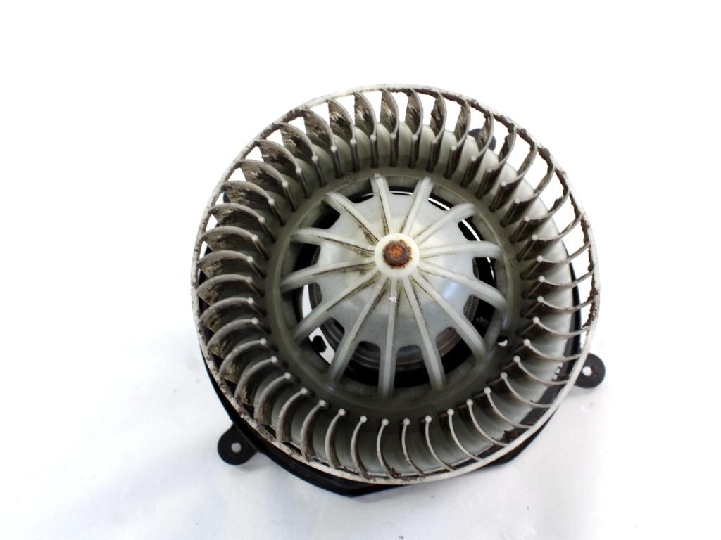 VENTILATOR  KABINE  OEM N. A2118300908 ORIGINAL REZERVNI DEL MERCEDES CLASSE CLS C219 BER (2004 - 2010)DIESEL LETNIK 2008