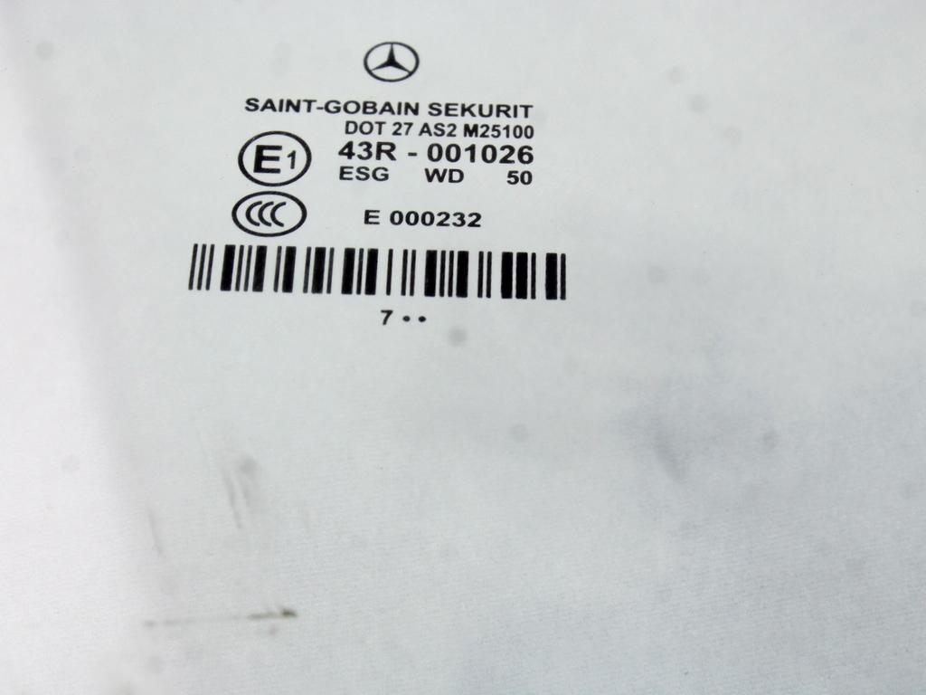 STEKLO SPREDNJIH DESNIH VRAT OEM N. A2197250210 ORIGINAL REZERVNI DEL MERCEDES CLASSE CLS C219 BER (2004 - 2010)DIESEL LETNIK 2008