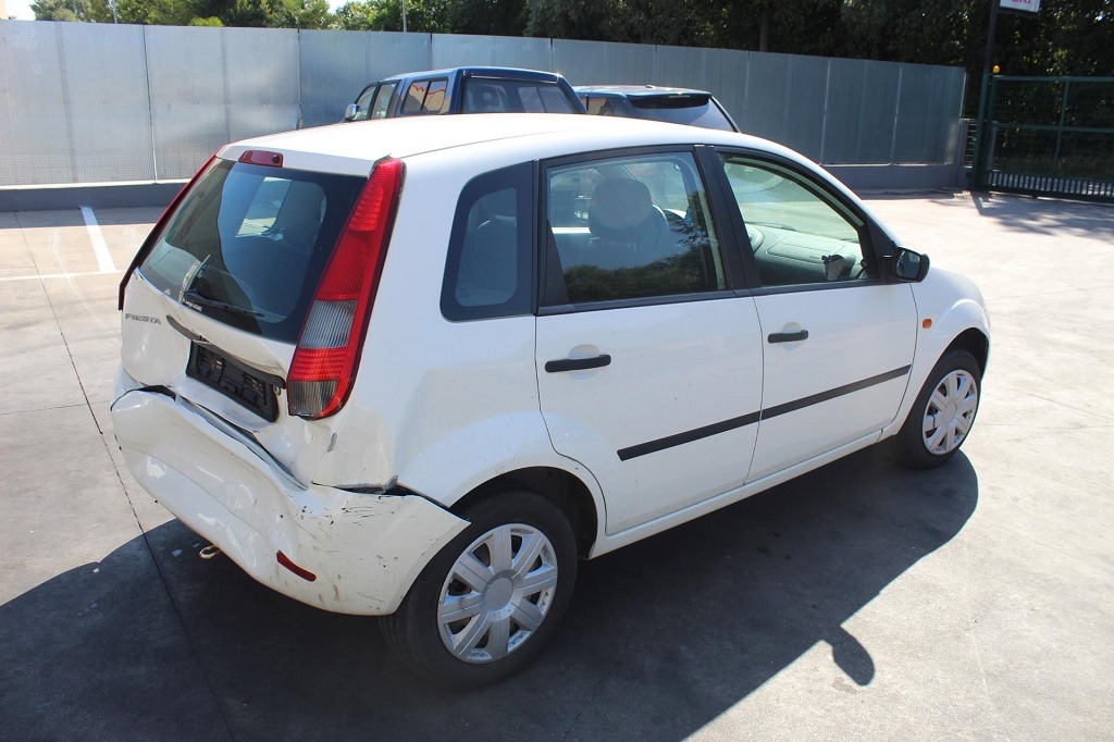 FORD FIESTA 1.2 B 55KW 5M 5P (2003) RICAMBI USATI AUTO IN PIAZZALE DA SMONTARE 