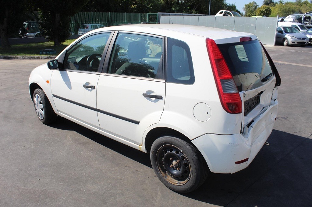 FORD FIESTA 1.2 B 55KW 5M 5P (2003) RICAMBI USATI AUTO IN PIAZZALE DA SMONTARE 