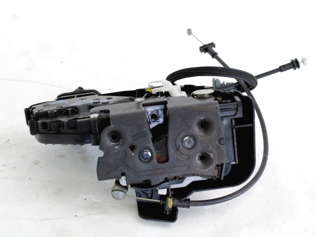 CENTRALNI ZAKLEP SPREDNJIH VRAT  OEM N. 30799303 ORIGINAL REZERVNI DEL VOLVO V50 545 R (2007 - 2012) DIESEL LETNIK 2010