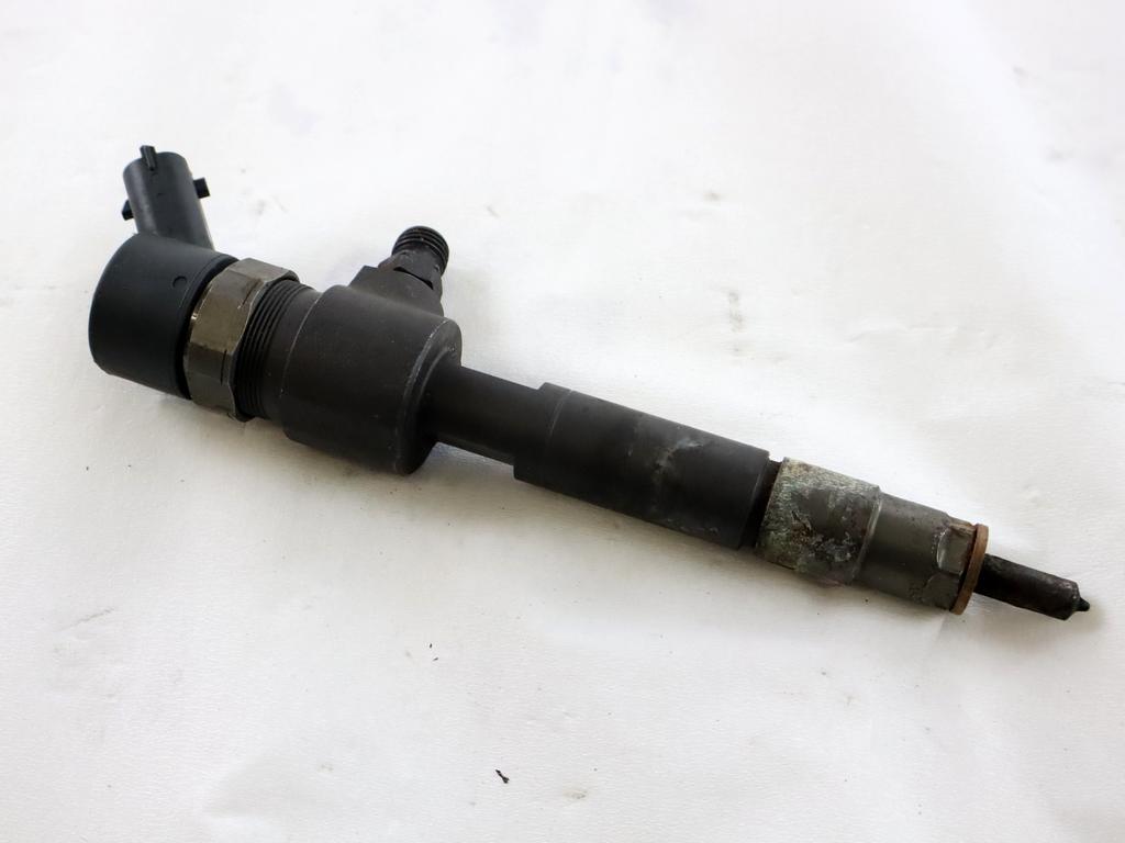 INJEKTORJI DIESEL OEM N. 17901103 ORIGINAL REZERVNI DEL OPEL ZAFIRA B A05 M75 (2005 - 2008) DIESEL LETNIK 2007