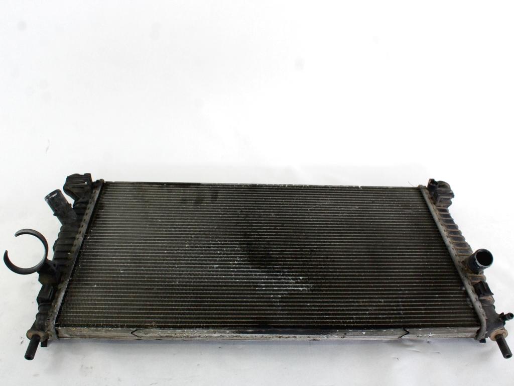 RADIATOR VODE OEM N. 3M5H8005TL ORIGINAL REZERVNI DEL VOLVO V50 545 R (2007 - 2012) DIESEL LETNIK 2010