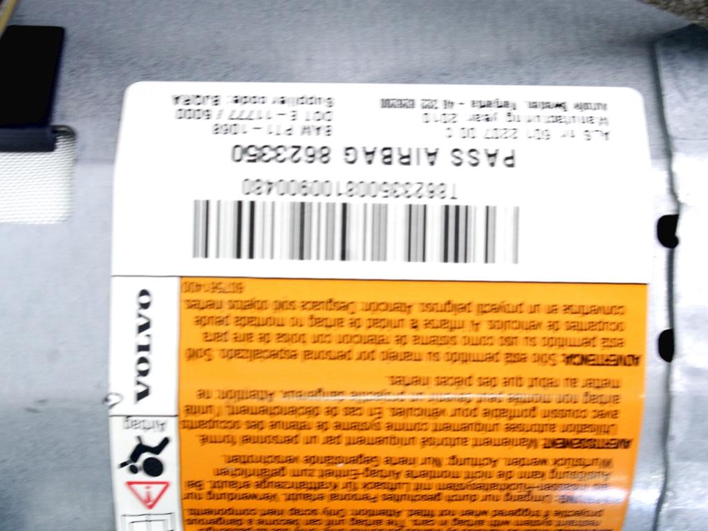 KIT AIRBAG KOMPLET OEM N. 128504 KIT AIRBAG COMPLETO ORIGINAL REZERVNI DEL VOLVO V50 545 R (2007 - 2012) DIESEL LETNIK 2010