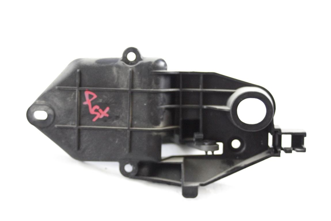 NOTRANJA KLJUKA  OEM N. 71732852 ORIGINAL REZERVNI DEL FIAT PANDA 169 R (2009 - 2011) BENZINA LETNIK 2010