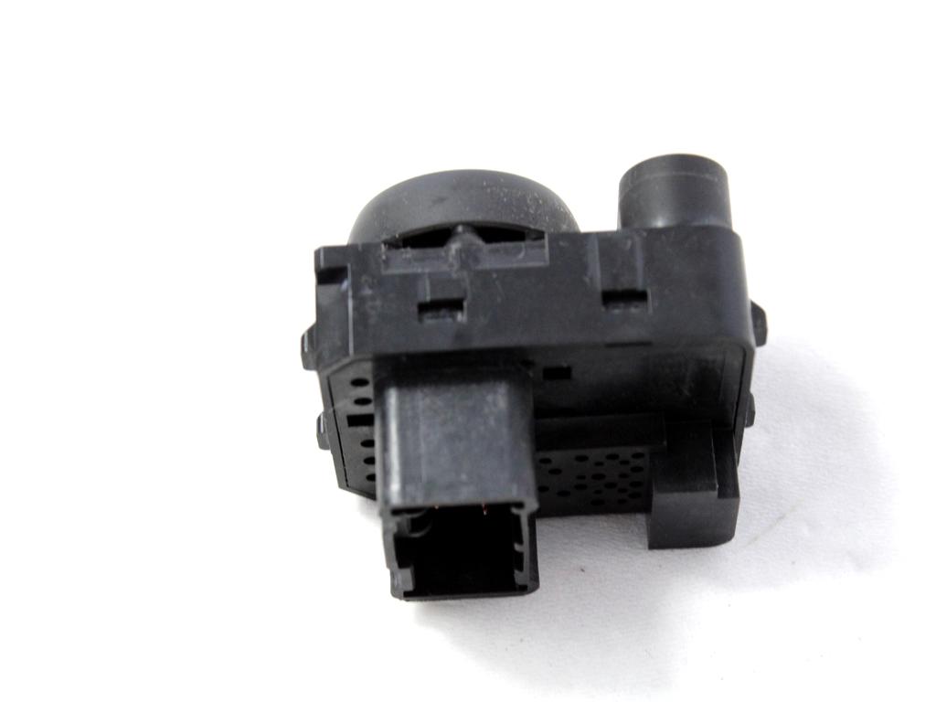 STIKALA ELEKTRICNIH OGLEDAL  OEM N. 35190SWAA02 ORIGINAL REZERVNI DEL HONDA CRV RD MK3 (2006 -2012)DIESEL LETNIK 2012