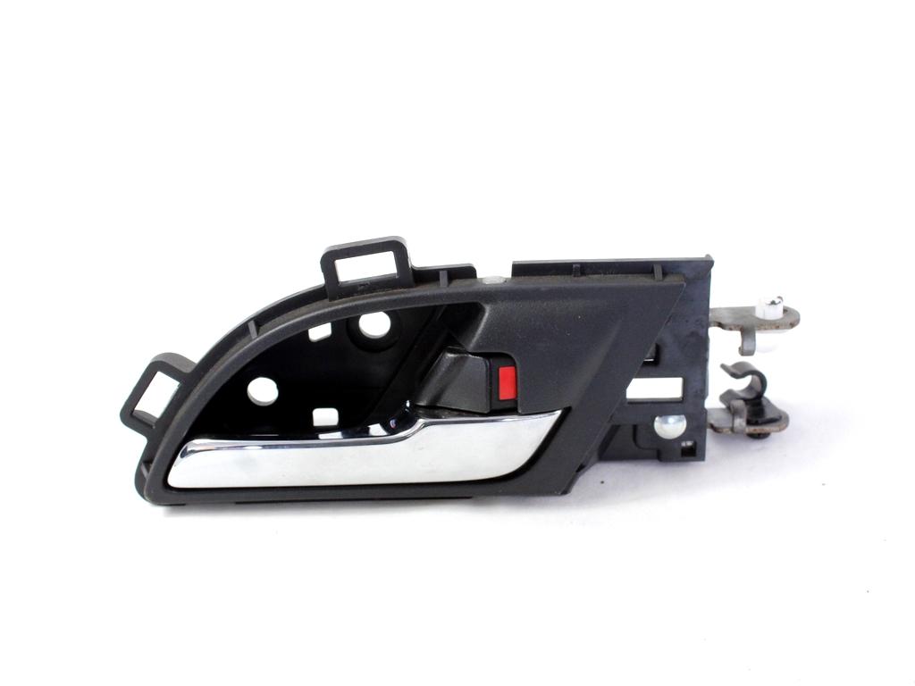 NOTRANJA KLJUKA  OEM N. 72120SWAA02ZA ORIGINAL REZERVNI DEL HONDA CRV RD MK3 (2006 -2012)DIESEL LETNIK 2012