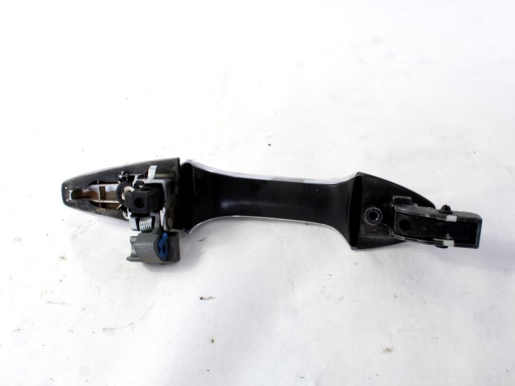 ZUNANJA KLJUKA SPREDNJA DESNA VRATA OEM N. 72140SWWG01ZA ORIGINAL REZERVNI DEL HONDA CRV RD MK3 (2006 -2012)DIESEL LETNIK 2012