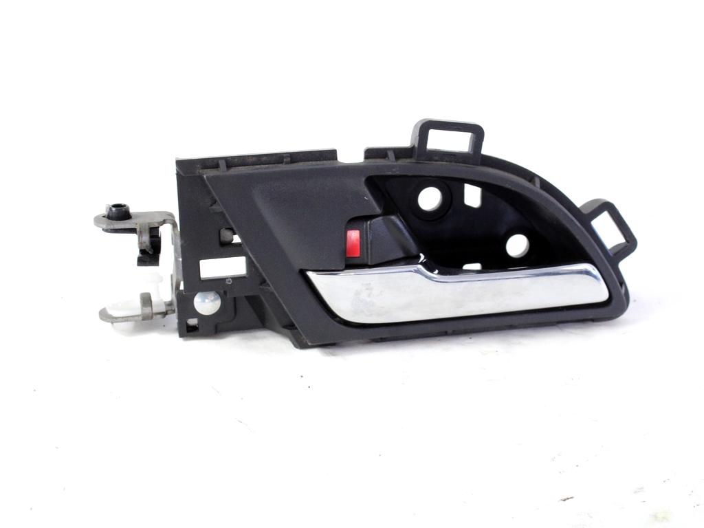 NOTRANJA KLJUKA  OEM N. 72160SWAA02ZA ORIGINAL REZERVNI DEL HONDA CRV RD MK3 (2006 -2012)DIESEL LETNIK 2012