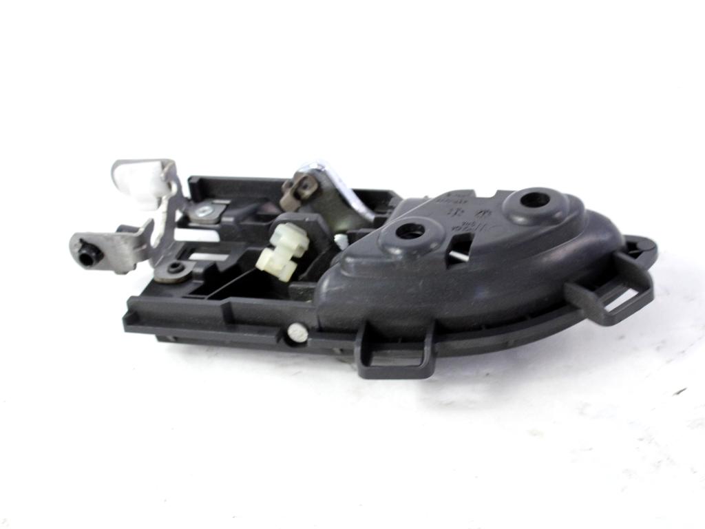 NOTRANJA KLJUKA  OEM N. 72160SWAA02ZA ORIGINAL REZERVNI DEL HONDA CRV RD MK3 (2006 -2012)DIESEL LETNIK 2012