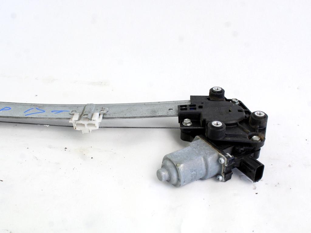 MEHANIZEM DVIGA ZADNJIH STEKEL  OEM N. 34931 SISTEMA ALZACRISTALLO PORTA POSTERIORE ELETT ORIGINAL REZERVNI DEL HONDA CRV RD MK3 (2006 -2012)DIESEL LETNIK 2012