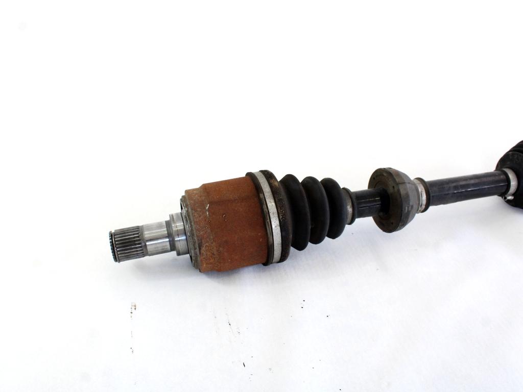 LEVA SPREDNJA POGONSKA GRED  OEM N. 44306SWY010 ORIGINAL REZERVNI DEL HONDA CRV RD MK3 (2006 -2012)DIESEL LETNIK 2012