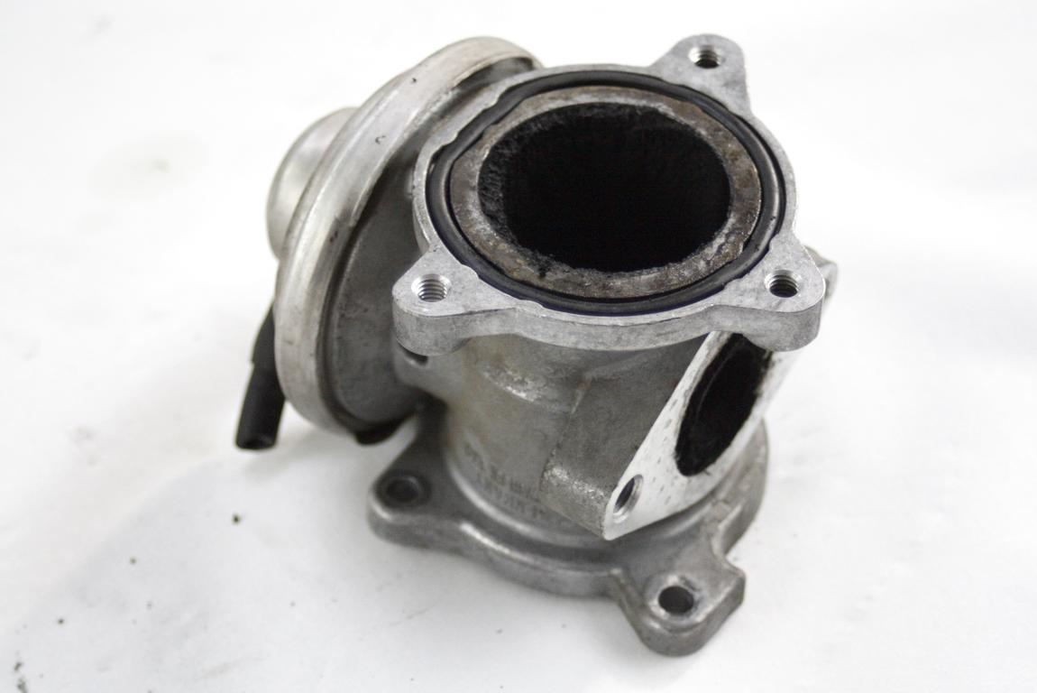 EGR VENTIL   OEM N. 045129637A ORIGINAL REZERVNI DEL VOLKSWAGEN POLO 9N R (2005 - 10/2009) DIESEL LETNIK 2006